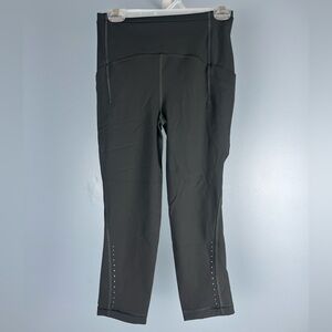 Lululemon high rise crop workout legging